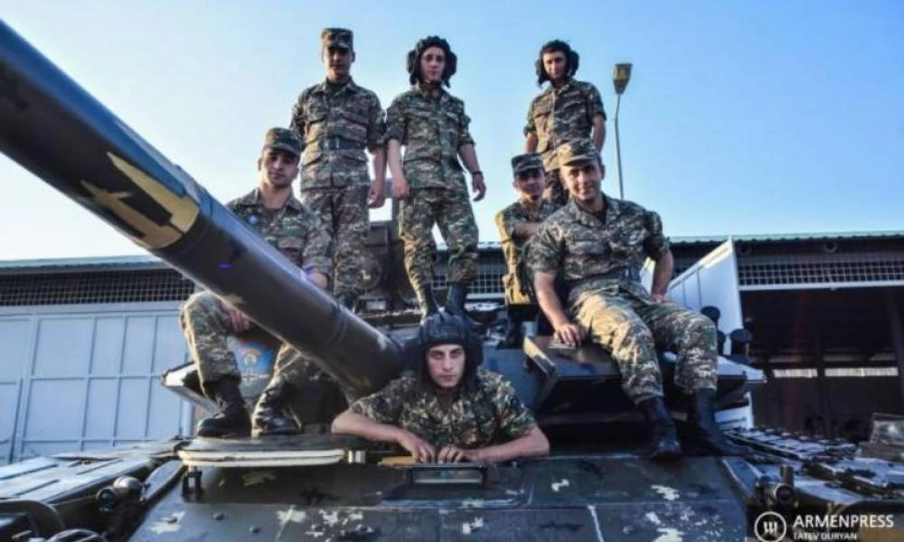 Στην δημιουργία επαγγελματικού στρατού στοχεύει η Αρμενία
